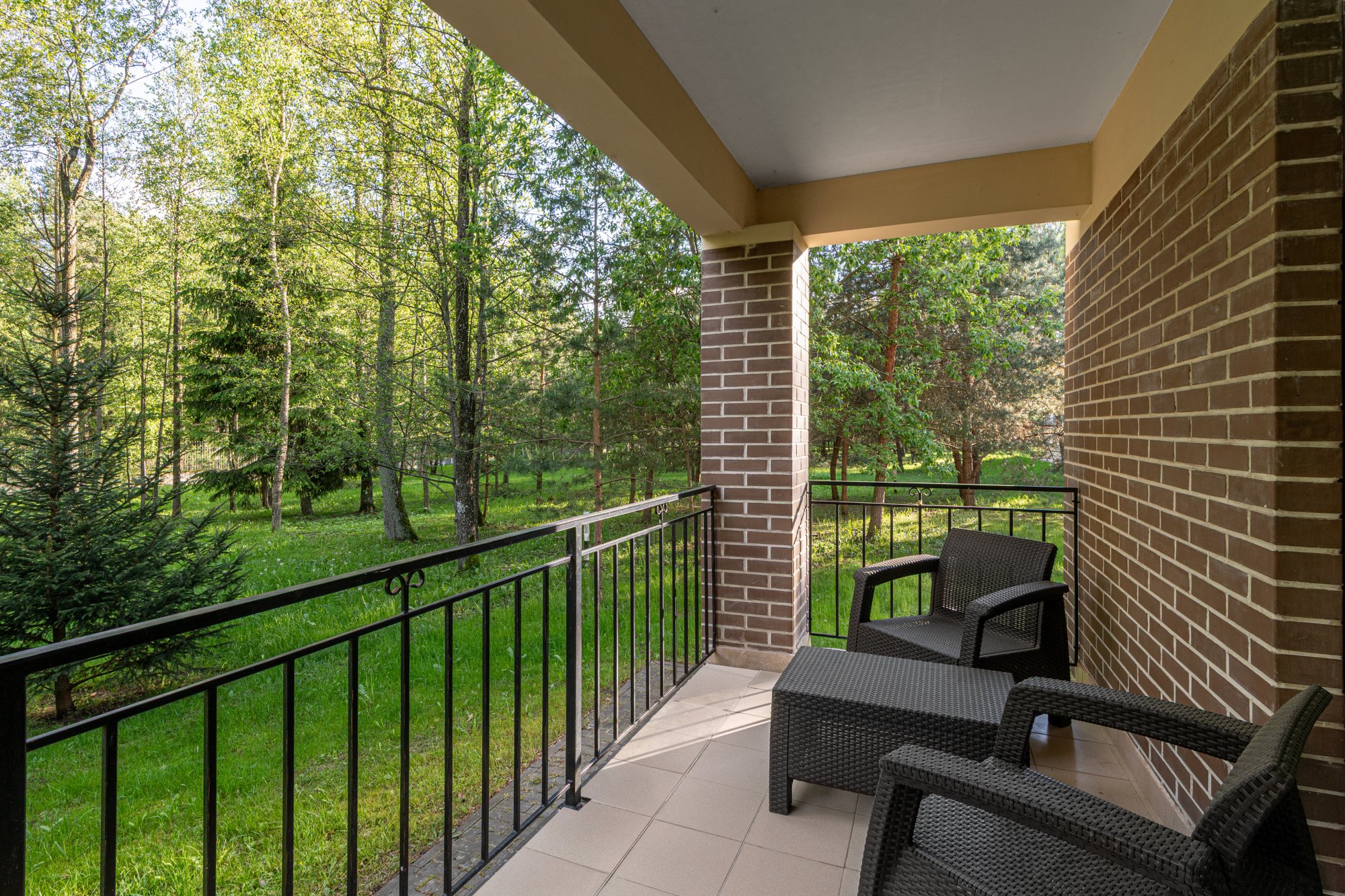 Терраса коттеджа в санатории Веста