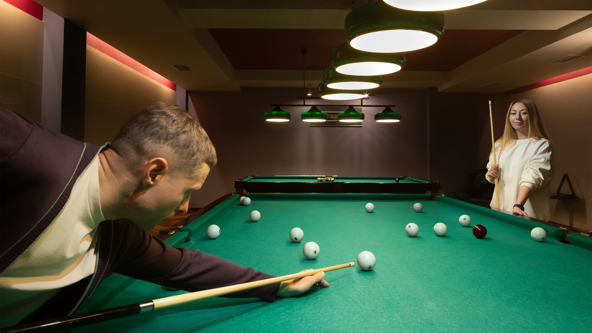 Бильярд в санатории Веста.png