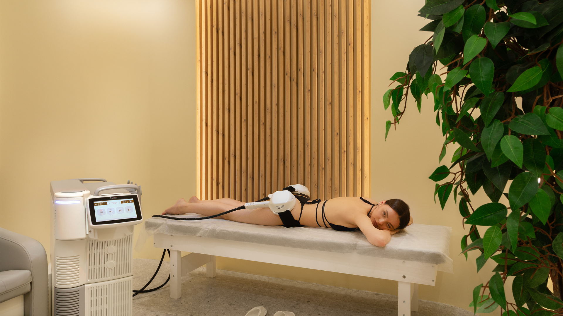 Манипулы кресла магнитной стимуляции Fotona StarFormer.png.png