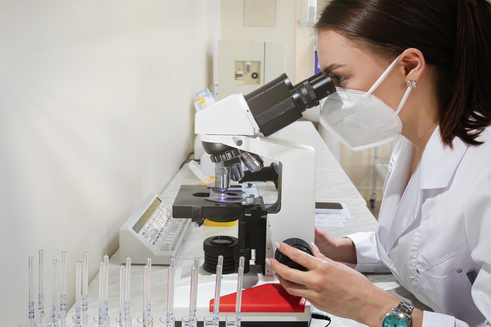 Лабораторные исследования в медицинском корпусе «Веста»