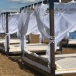 ПЛЯЖ НА ОЗЕРЕ WESTA: КРУТЫЕ ШАЛЕ, УДОБНЫЕ ШЕЗЛОНГИ, ЗОНА ДЛЯ КУПАНИЯ ДЕТЕЙ, ЧИСТЫЙ ПЕСОК